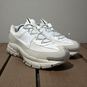 Nike Zoom Vomero 5 Roam Summit White Light Bone Men 8.5 HV5951-100 Running Shoes